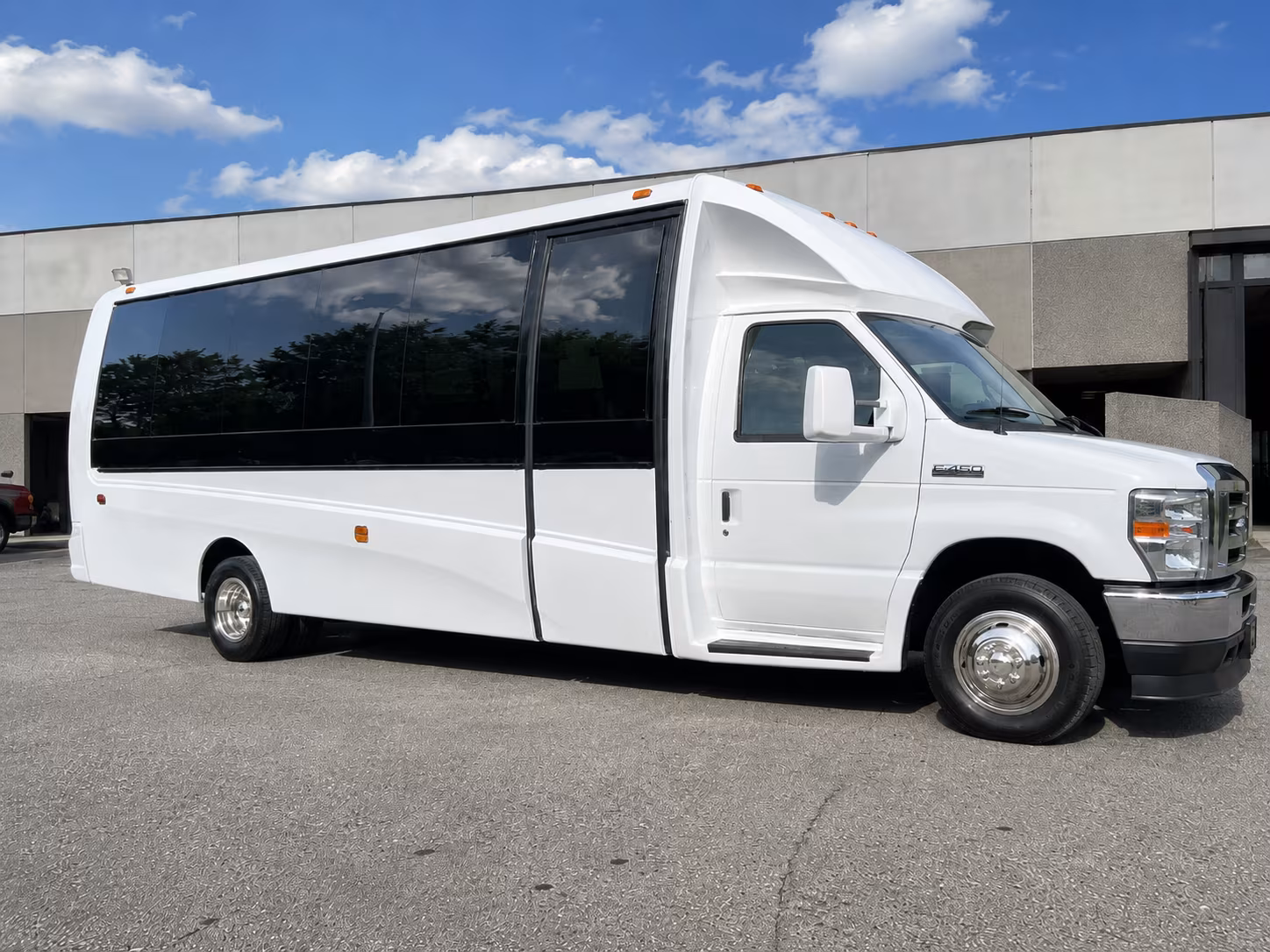 chapelhillcharterbuscompany com can help you get to prom venues across chapel hill and durham