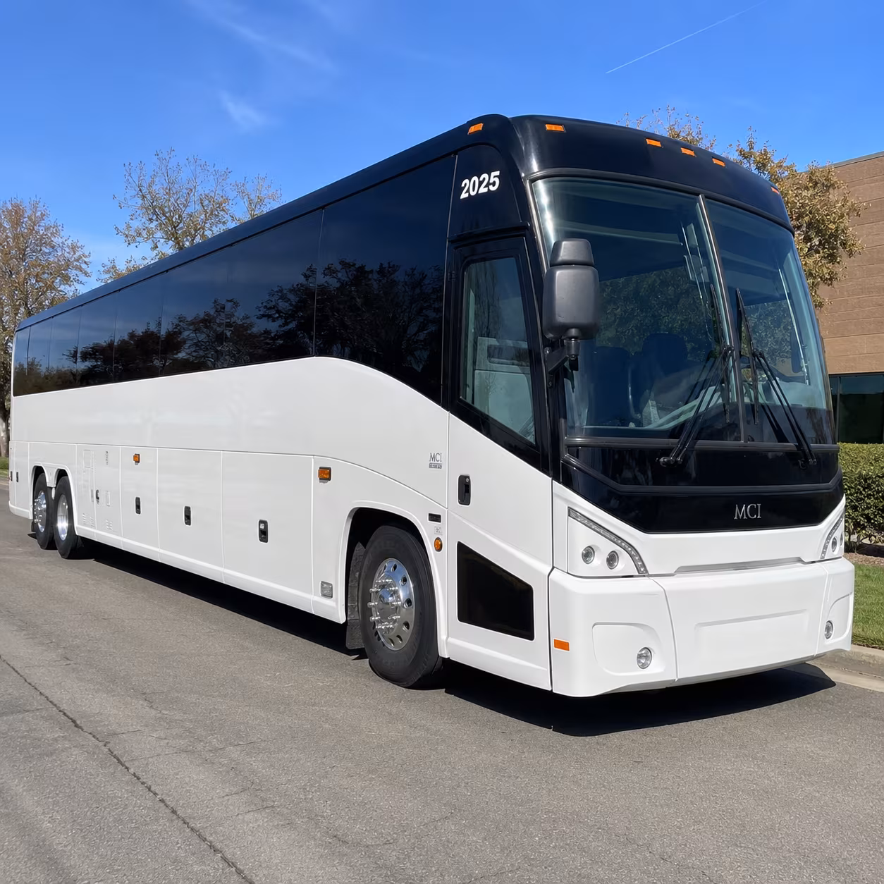 finding the right bus size for your chapel hill airport run