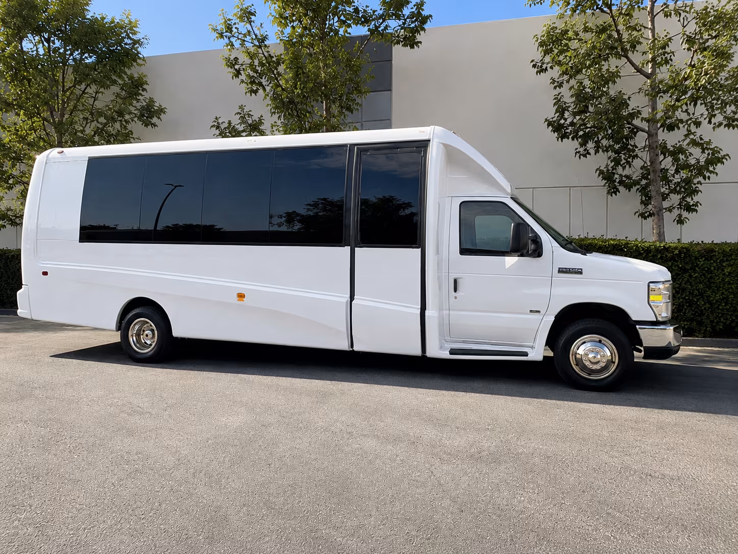 shuttle your guests between hotel blocks and your venue without the stress