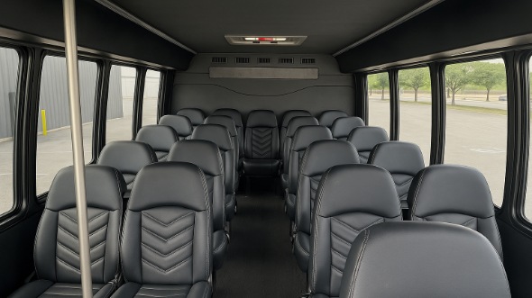 concord 28 passenger minibus